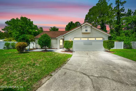 2642 Supreme Ct, Jacksonville, FL 32246