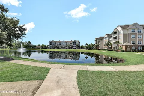 11251 Campfield Dr #2304, Jacksonville, FL 32256
