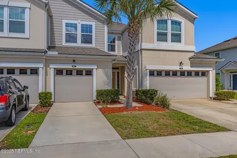 287 Richmond Dr, Saint Johns, FL 32259