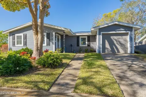 941 Orca Cir, Saint Augustine, FL 32086