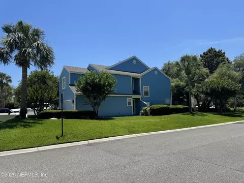200 Spindrift Ln, Neptune Beach, FL 32266
