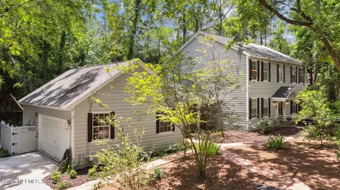 2153 Mills Rd, Jacksonville, FL 32216