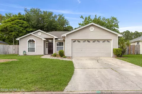 4585 Arrow Wind Ln, Jacksonville, FL 32258
