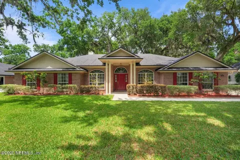 2589 Scott Mill Dr S, Jacksonville, FL 32223