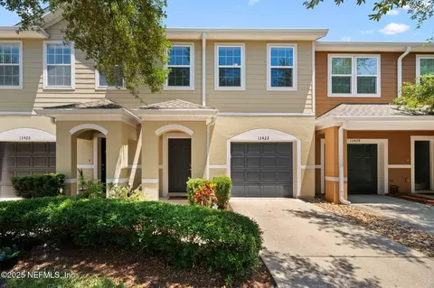 13422 Ocean Mist Dr, Jacksonville, FL 32258