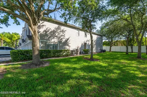 7055 Deer Lodge Cir #105, Jacksonville, FL 32256