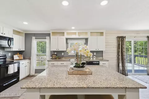 335 Heartland Trl, Jacksonville, FL 32234