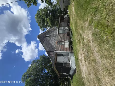 374 N Cherry St, Starke, FL 32091