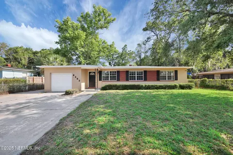 6403 Shady Oak Dr, Jacksonville, FL 32277