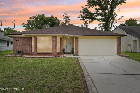 8114 Buchannan Ct, Jacksonville, FL 32244