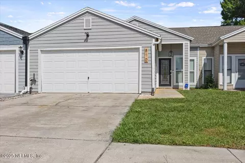 810 Candleknoll Ln, Jacksonville, FL 32225
