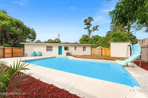 9007 7th Ave, Jacksonville, FL 32208