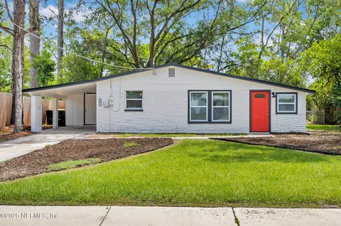 5415 Moret Dr E, Jacksonville, FL 32244