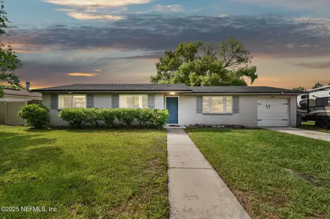 8544 Ruckman Ave, Jacksonville, FL 32221