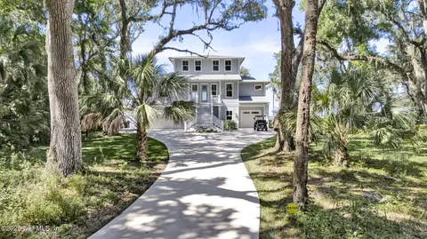 16387 Waterville Rd, Jacksonville, FL 32226