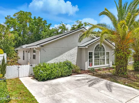 663 Stocks St, Atlantic Beach, FL 32233