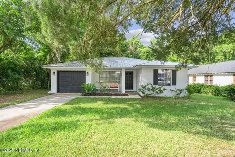 318 W Lafayette St, Starke, FL 32091