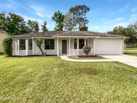 2439 Burns Dr, Middleburg, FL 32068