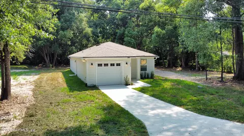 3945 Ribault River Ln, Jacksonville, FL 32208