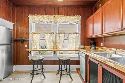 Kitchen - 27 Grant St, Saint Augustine, FL 32084 photo 2 of 5