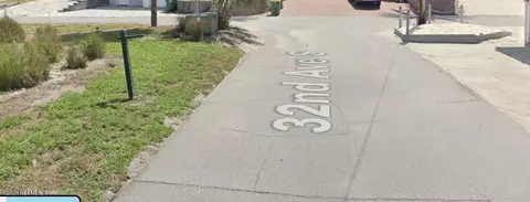 27 32nd Ave, Jacksonville Beach, FL 32250