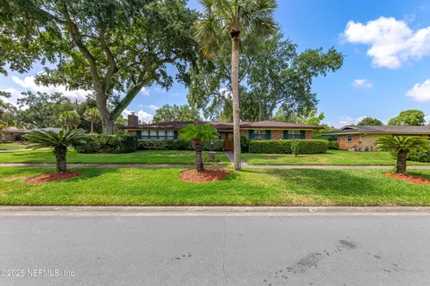 8178 Messina Dr, Jacksonville, FL 32211