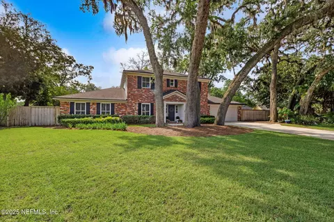 2808 Scott Mill Estates Dr, Jacksonville, FL 32257