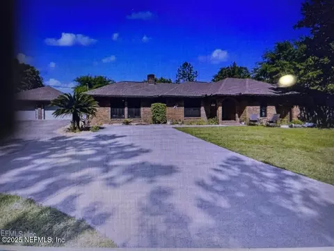 746 N Lowder St, Macclenny, FL 32063