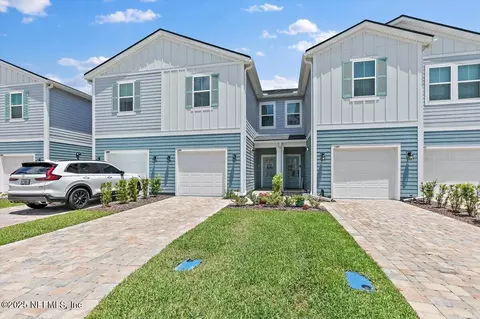 233 Brandon Lakes Dr, Saint Augustine, FL 32092
