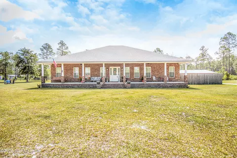 14157 Glen Farms Dr, Glen Saint Mary, FL 32040