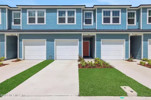 712 Sailor Grove Ln, Jacksonville, FL 32221