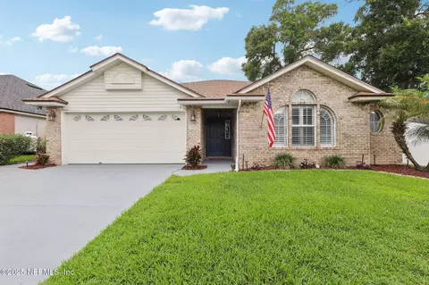 12357 Winterpine Ct, Jacksonville, FL 32225
