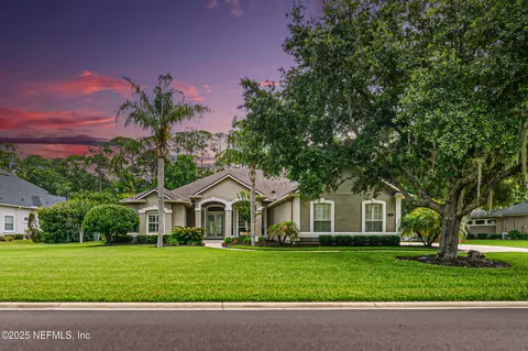 516 S Bridge Creek Dr, Saint Johns, FL 32259