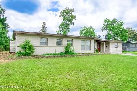 10836 Hawaii Dr S, Jacksonville, FL 32246