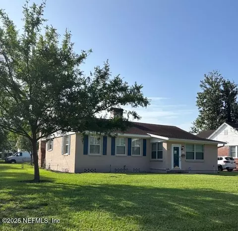 1105 S Shores Rd, Jacksonville, FL 32207