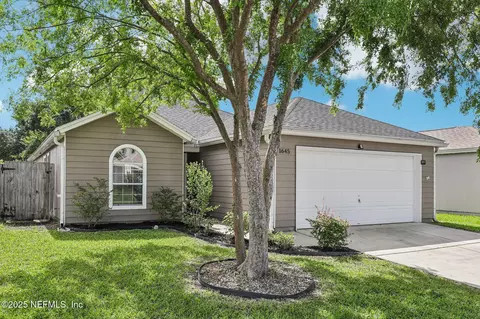 1645 Teaberry Dr, Middleburg, FL 32068