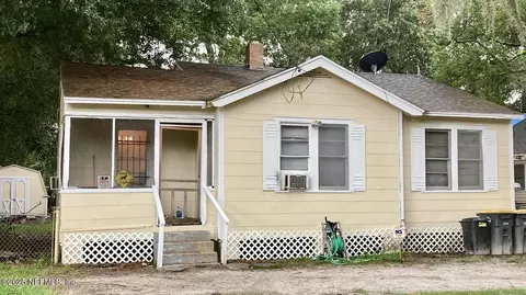 1050 Alderside St, Jacksonville, FL 32208