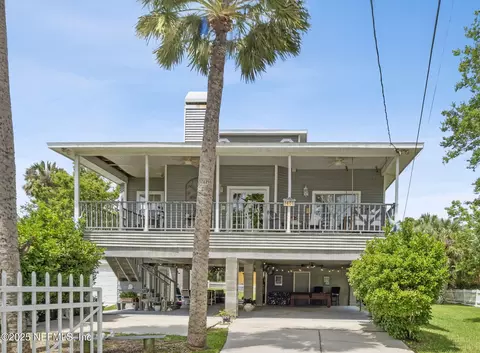 1409 Pearl St, Atlantic Beach, FL 32233
