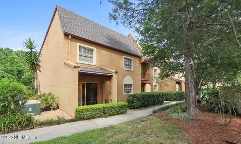 407 Abingdon Pl #84, Jacksonville, FL 32225