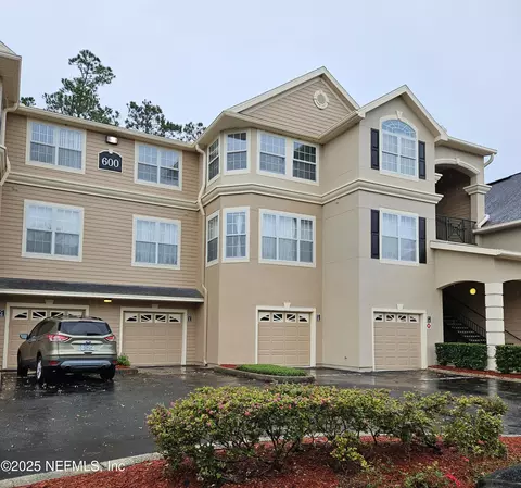 13810 Sutton Park Dr N #635, Jacksonville, FL 32224