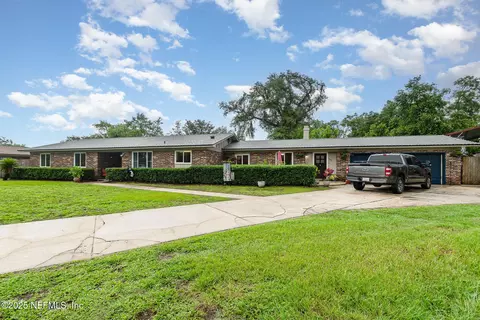 18 Warren Ct, Orange Park, FL 32073