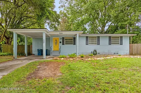 7456 Burlingame Dr S, Jacksonville, FL 32211