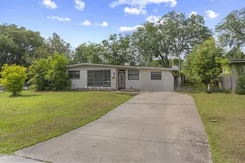 7960 Patou Dr S, Jacksonville, FL 32210