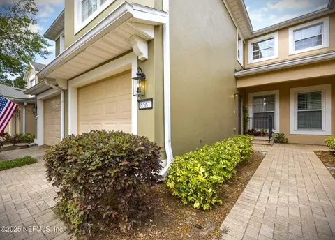 8561 Little Swift Cir #32D, Jacksonville, FL 32256