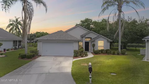 1608 Rustling Dr, Fleming Island, FL 32003