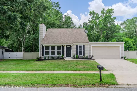8687 Bishopswood Dr, Jacksonville, FL 32244