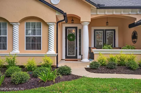 1888 Oakchime Dr, Orange Park, FL 32065