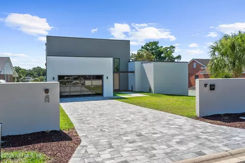 226 River Hills Dr, Jacksonville, FL 32216