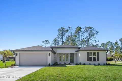 2 Seamanship Trl, Palm Coast, FL 32164