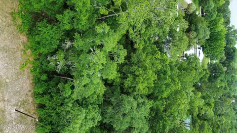 417 Hillsborough Ave, Florahome, FL 32140